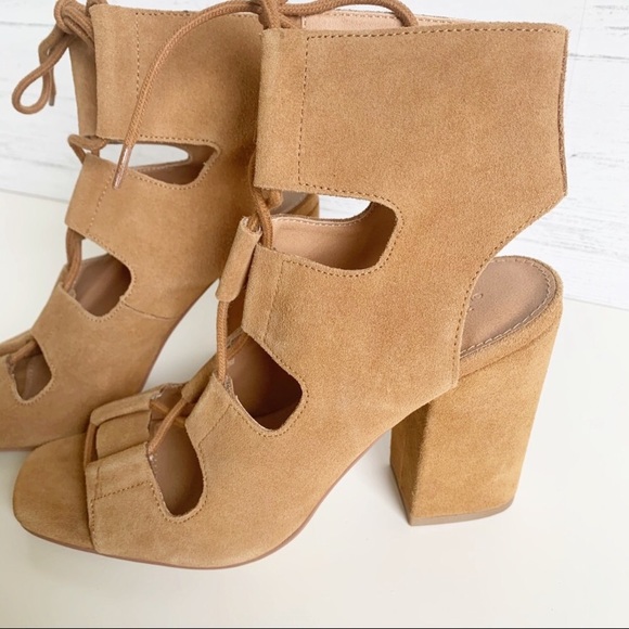 NEW Urban Outfitters Ginger Suede Lace-Up Heels - Picture 9 of 15